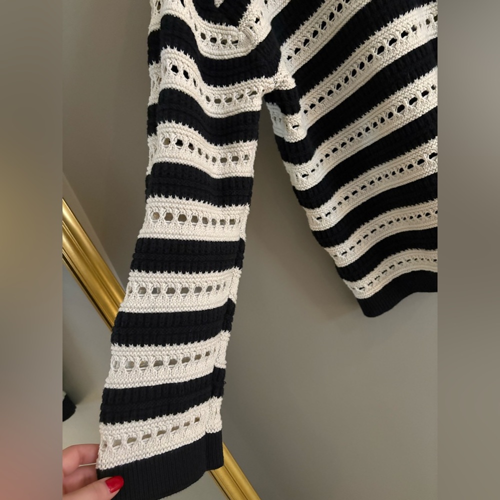 H&M Chunky Eyelet Knit Jumper: - Picture 4 of 5